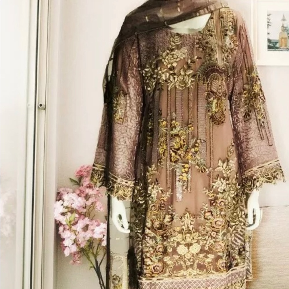 Pakistani Suit - Shalwar Kameez -Heavy Embroidered